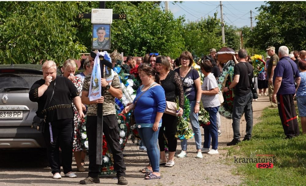 похорон загиблого краматорця Сергія Пакіна