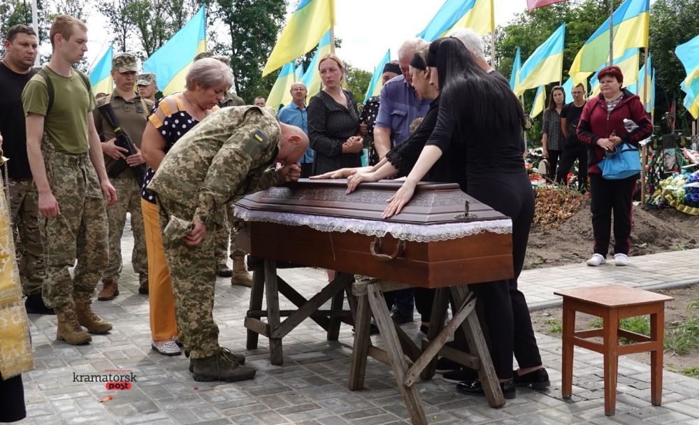 Проститися з Сегієм прийшли друзі і побратими
