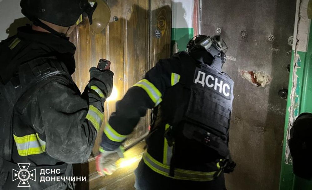 Порятунок жителів пошкодженого будинку у Краматорську