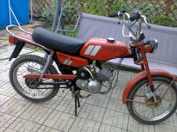 moped-delta (1)