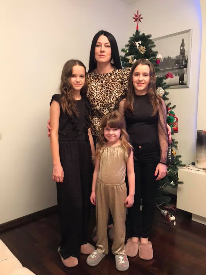 Елена Горбенко с дочерьми