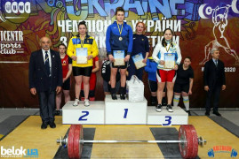 anna-sarovaya-tyazelaya-atletika