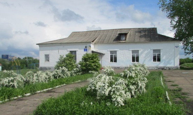 skola-28-novoselovka